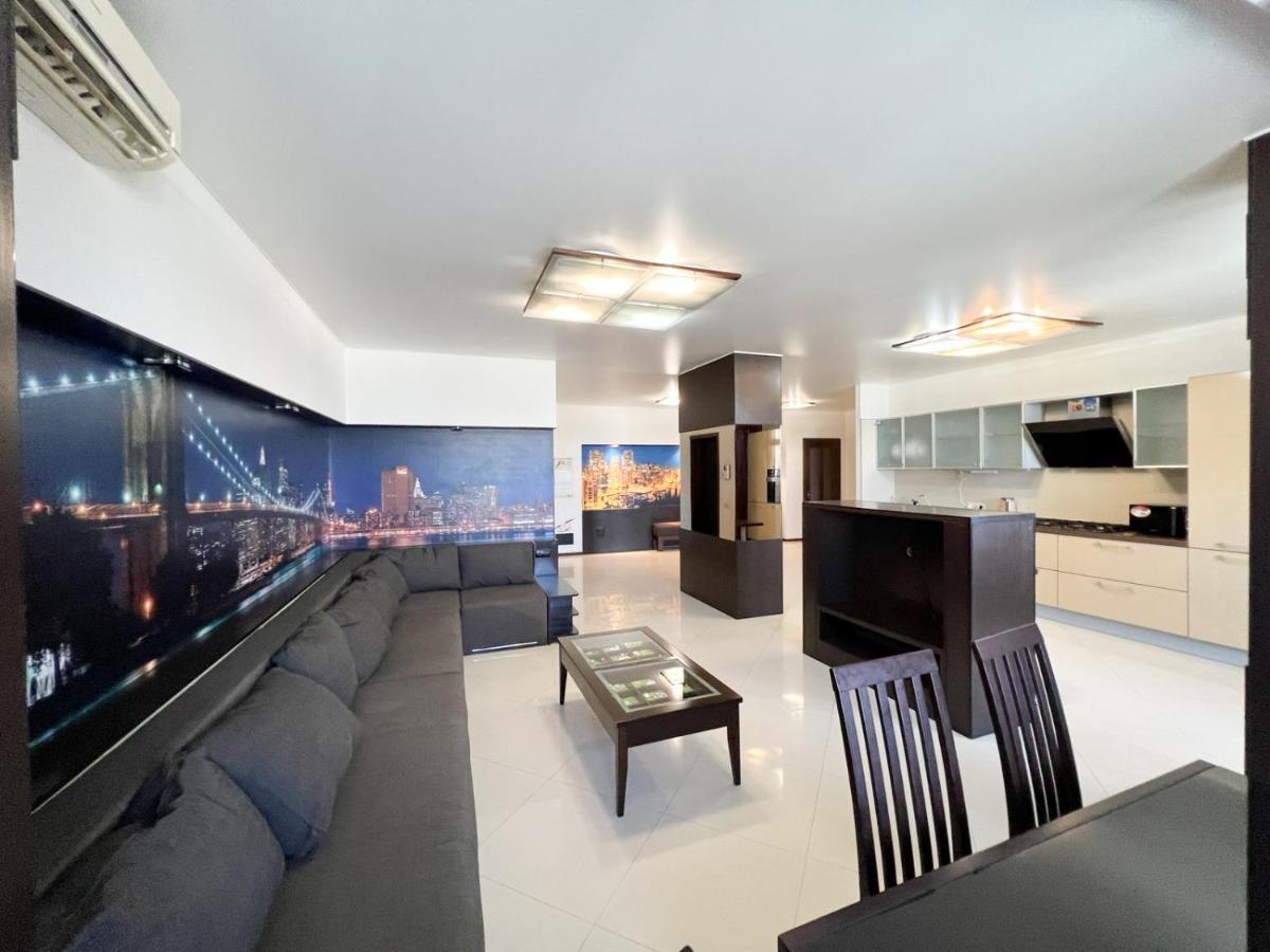 Cozy Apartments On The Left Bank Kiev Exterior foto